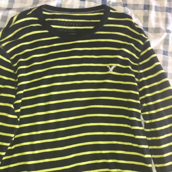 American Eagle Large Blue/Yellow Long Sleeve - Picture 3 of 3